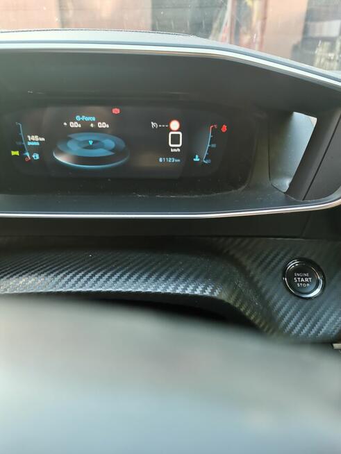 Peugeot 2008 benzyna 1.2 2020