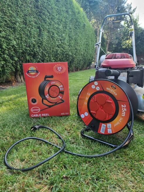 Przedłużacz 25m plastik bęben 129zl Przedłużacz 25m metal