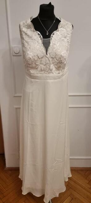 Sprzedam sukienkę ślubną duży rozmiar 46