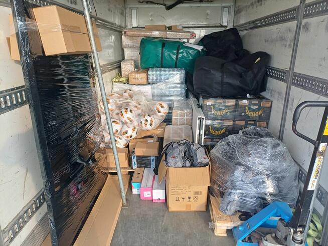 Przewóz towarów, palet i maszyn - Bus z windą Buk i okolice