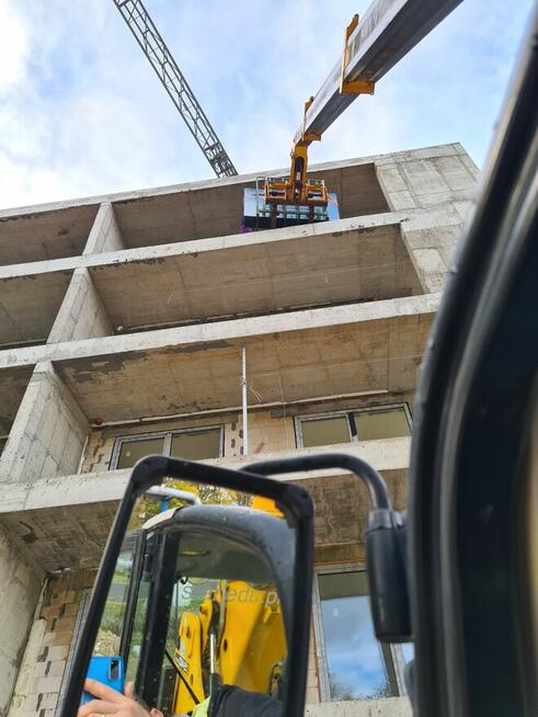 Ładowarka teleskopowa 4 tony, 17 metrów - usługi/wynajem