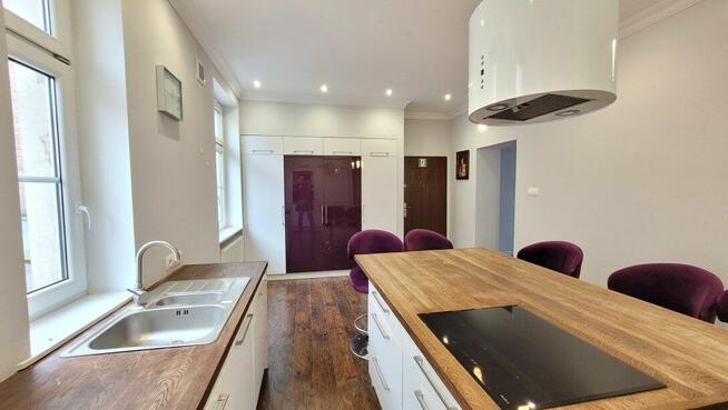 Przestronne 4-pokojowe obok deptaka jeleniogórskiego