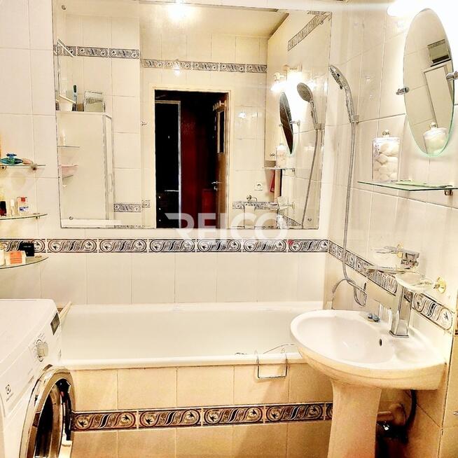 Mega punkt* Metro - 15 min