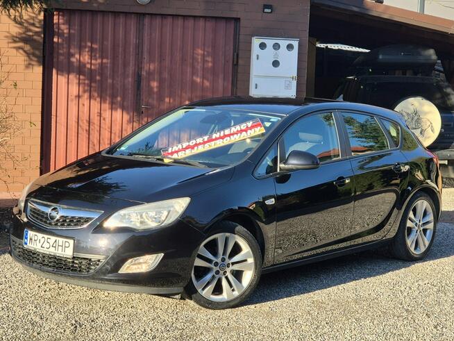 Opel Astra 2010r, 1.4T 140KM. Przebieg 151tyś km,