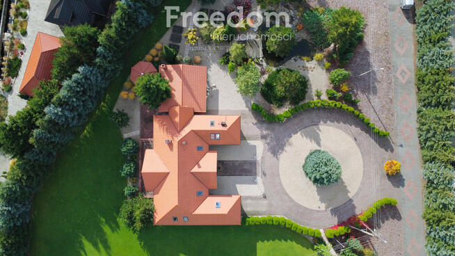 Reprezentacyjna posiadłość w Lubiczu Górnym