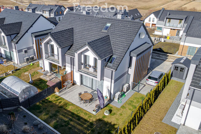 Dom z 2023r. pięknie wykończony pełne wyposażenie!