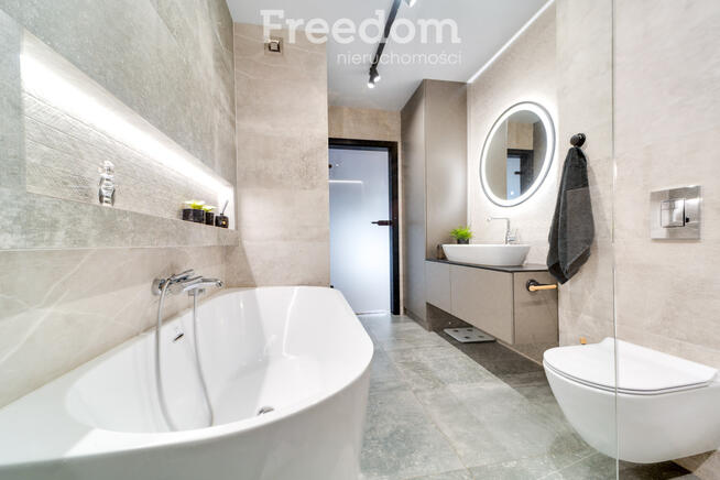 Dom z 2023r. pięknie wykończony pełne wyposażenie!