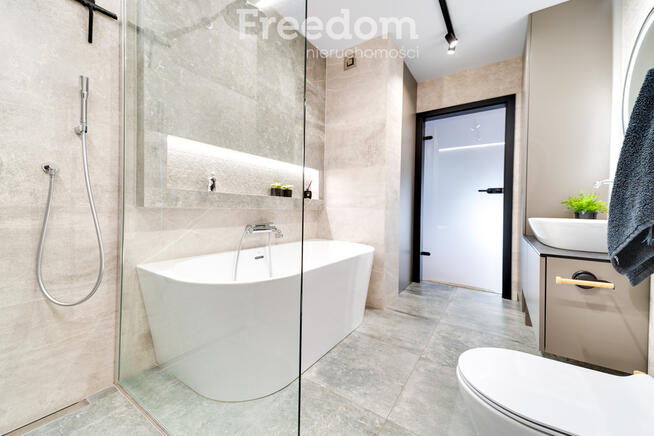 Dom z 2023r. pięknie wykończony pełne wyposażenie!