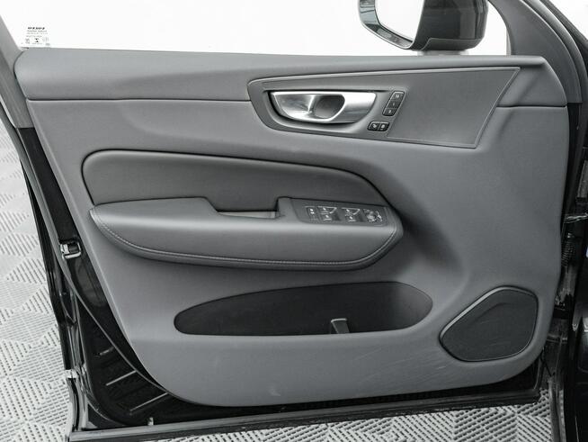 Volvo XC 60 GD5F405#B4 B Plus Dark Podgrz.f kier I szyba Salon PL VAt23%