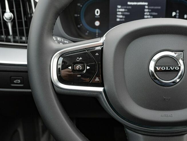 Volvo XC 60 GD5F405#B4 B Plus Dark Podgrz.f kier I szyba Salon PL VAt23%