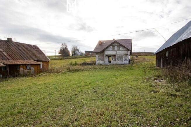 Siedlisko z rozpoczętą budową domu-Przejma Wysoka.