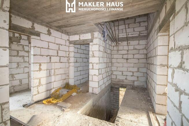 Siedlisko z rozpoczętą budową domu-Przejma Wysoka.