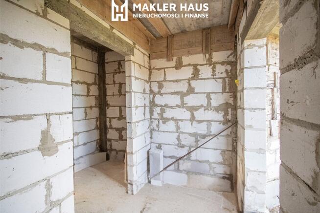 Siedlisko z rozpoczętą budową domu-Przejma Wysoka.