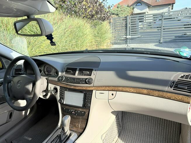 Mercedes E 200 Nowy rozrząd Bardzo zadbana - 100% oryginalny przebieg