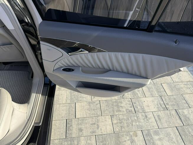 Mercedes E 200 Nowy rozrząd Bardzo zadbana - 100% oryginalny przebieg