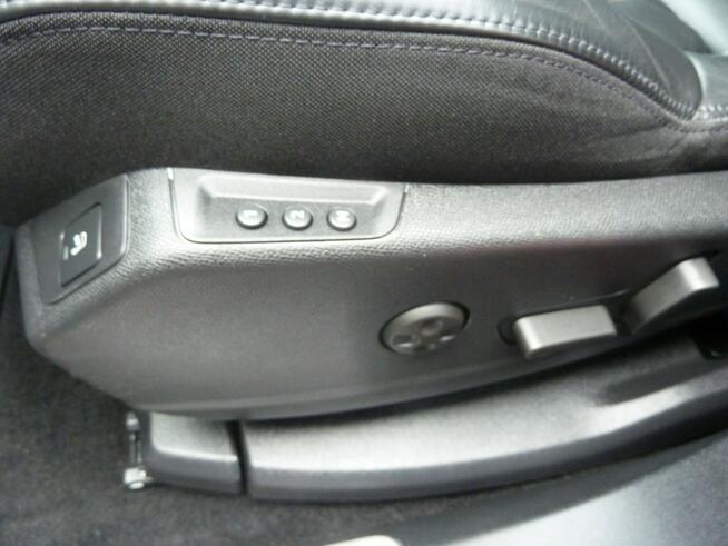 Peugeot 3008 GT*1.5 Hdi 131Ps*MANUAL*Navi*Kamera*El. Grzana Skóra*Masaże*Asystenty