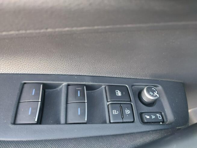 Toyota Corolla 1-właściciel fv23%