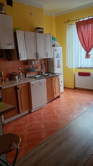 ładne klimatyczne z kominkiem MIESZKANIE 2-pozimowe 98 m2