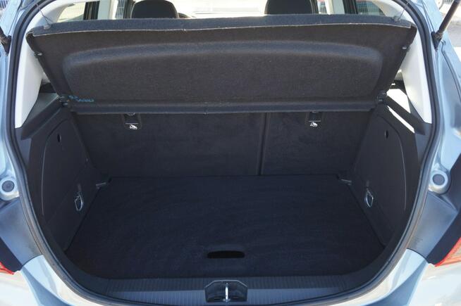 Opel Corsa Z Niemiec 1,4 90 km podgrz. kier. fotele alufelgi 17 zadbany polecam