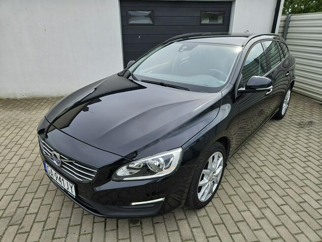 Volvo V60 D2 1.6 115KM manual BEZWYPADEK bardzo zadbany NAVI BDB stan