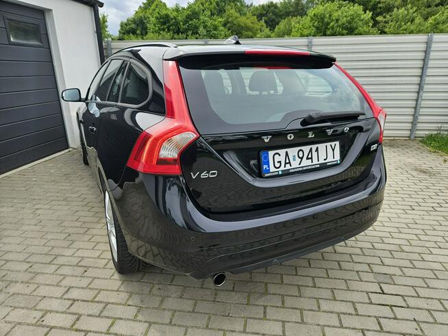 Volvo V60 D2 1.6 115KM manual BEZWYPADEK bardzo zadbany NAVI BDB stan