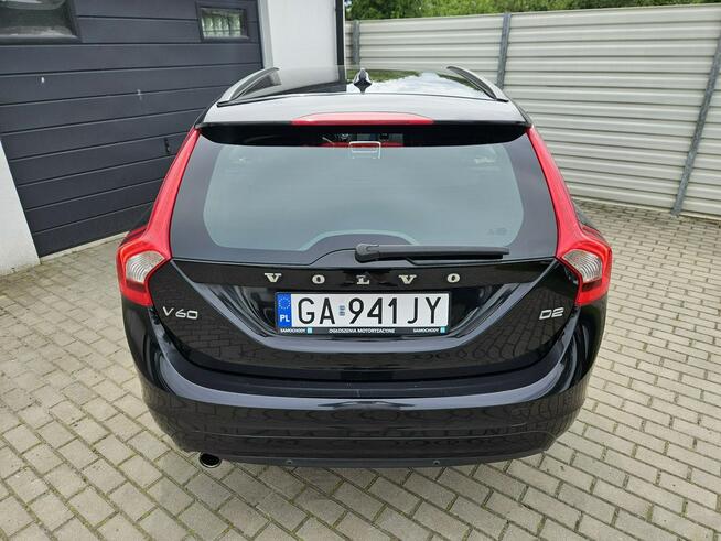Volvo V60 D2 1.6 115KM manual BEZWYPADEK bardzo zadbany NAVI BDB stan