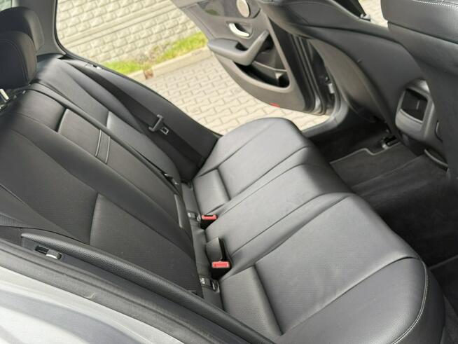 Mercedes C 200 D 136KM Avantgarde/Navi/Alufelgi//Skóry/el.klapa/Parktronic