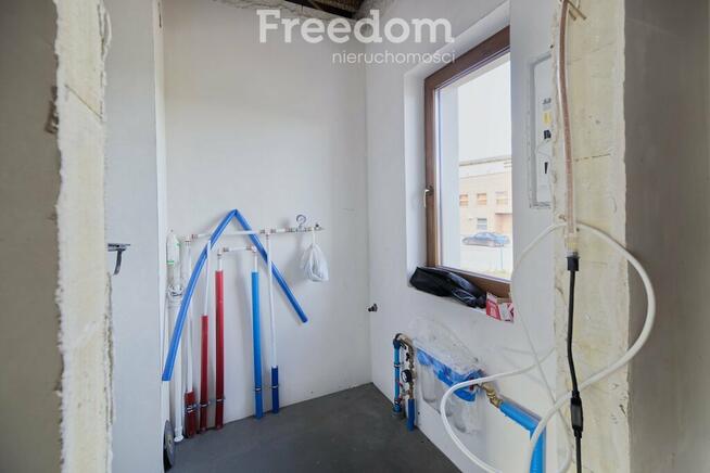 Parterowy dom w stanie deweloperskim