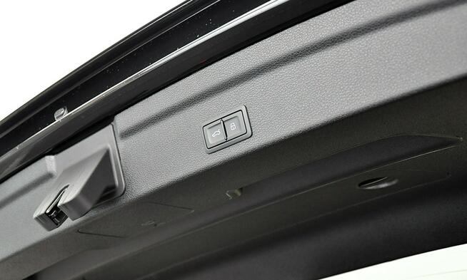 Audi Q3 Sportback 35TFSI 150KM Stronic Tempomat Led Kamera Ambiente Alu17 Asystenci