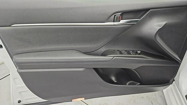 Toyota Camry 2.5 Hybrid Comfort CVT ! Z Polskiego Salonu ! Faktura VAT !