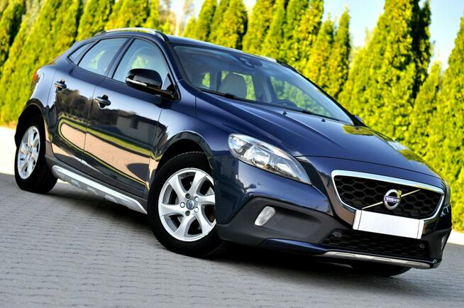 Volvo V40 Cross Country D2 Cross Country Led Skóra Kamera Panorama Navi Parktronik