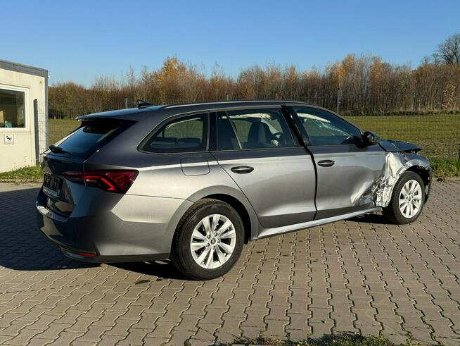 Škoda Octavia Selection*Lift*Led*VirtualCocpit*Grzanefotele*NiskiPrzebieg*Radar*FV23