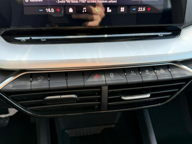 Škoda Octavia Selection*Lift*Led*VirtualCocpit*Grzanefotele*NiskiPrzebieg*Radar*FV23