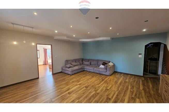 duże mieszkanie z widokiem Mysłakowice