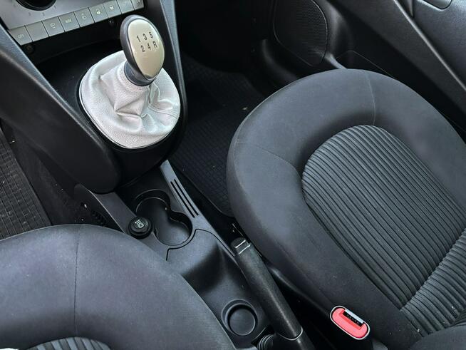 Lancia Ypsilon 1.4 87km CZUJNIKI klima BEZWYPADEK serwis 2010