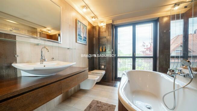 Dom Bibice gm. Zielonki, Kwiaty Polne