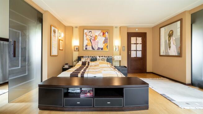 Dom Bibice gm. Zielonki, Kwiaty Polne