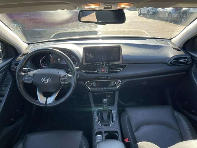 Hyundai i30 mHEV Klimatronik Podgrzewanie skórza Panorama Kamera LED