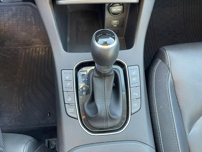 Hyundai i30 mHEV Klimatronik Podgrzewanie skórza Panorama Kamera LED