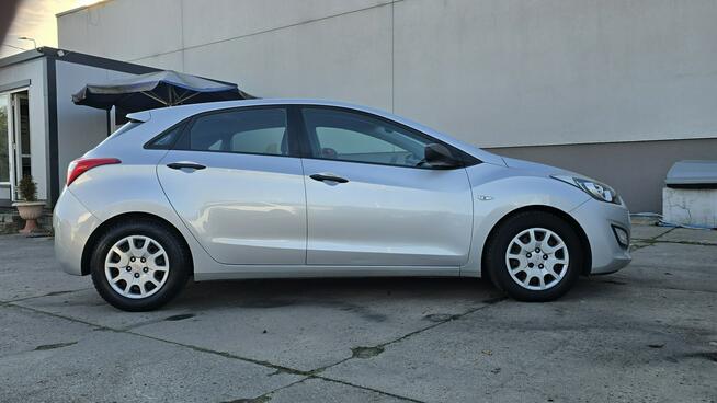 Hyundai i30 serwisowany, faktura vat marża,