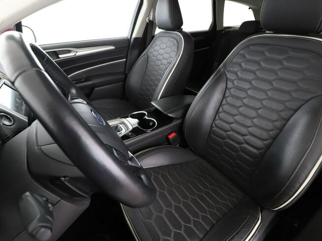 Ford Mondeo Automat Navi Kamera cofania Klimatyzacja Podgrzewane fotele Bluetooth