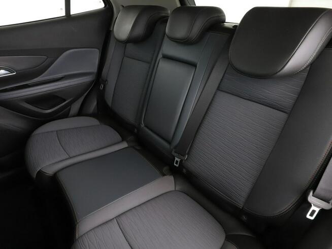 Opel Mokka navi klima auto grzane fotele kamera i czujniki parkowania