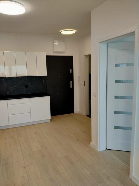 Małe Błonia,2 pokoje,2 piętro,balkon,nowe