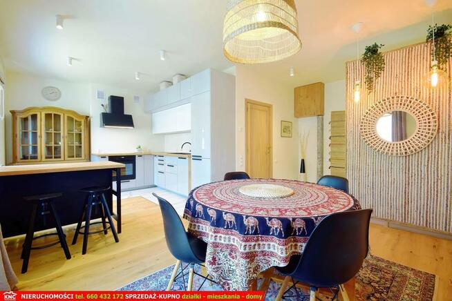 Prestiżowe mieszkanie, wyskoki standard, 2 balkony.