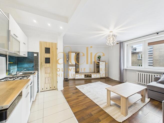 Funkcjonalna kawalerka w sąsiedztwie UMG