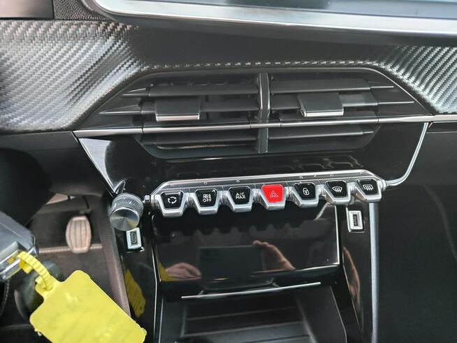 Peugeot 2008 II LIFT 1.2 Benzyna 130K KM Przebieg-55 930 km Serwisowany