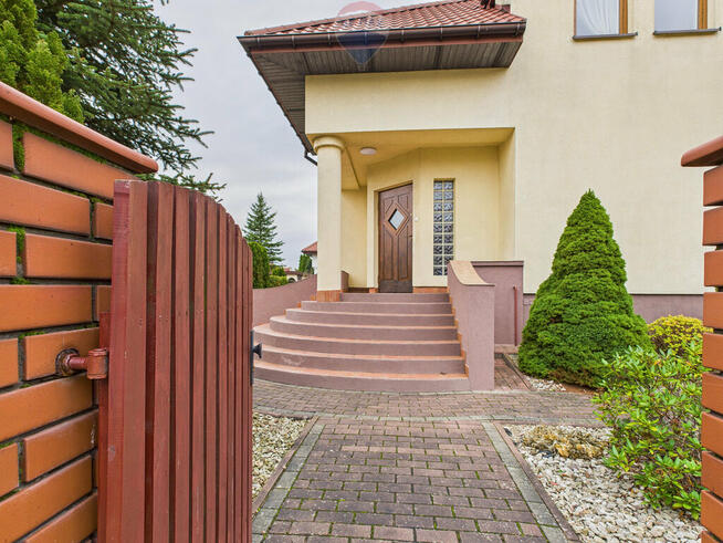 Dom pod Warszawą z bonusem - Skierdy