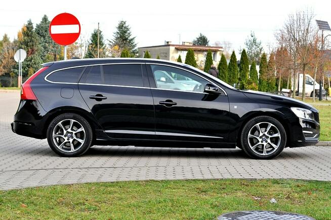 Volvo V60 LiFT Ocean Race 1,6 HDi Ledy Digital Skóra Navi Mały Przebieg