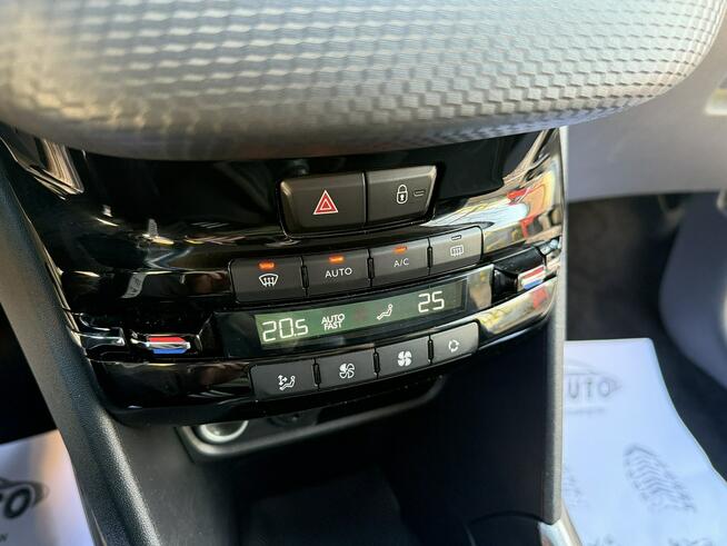 Peugeot 2008 1,2VTi 82KM Serwis/Alu/Ledy/Tempomat/USB/Klima/Model2014