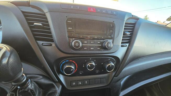 Iveco Daily 35S14 najazd *pomoc drogowa*